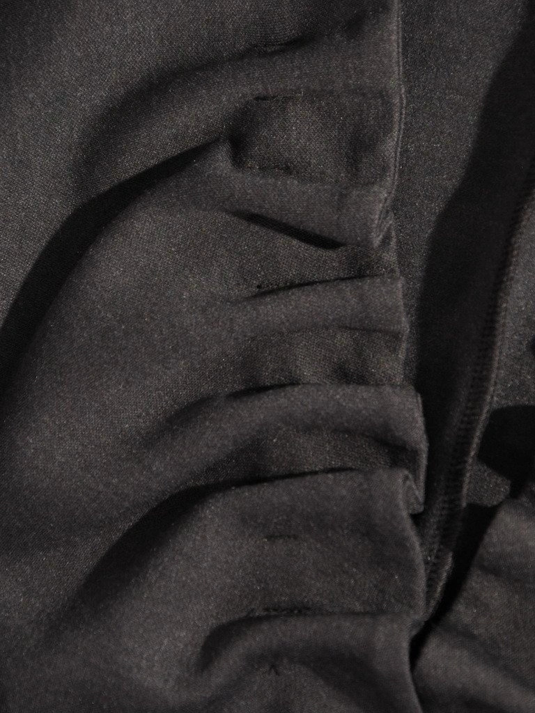 Grafitowa marynarka damska do sukienki – prosty fason z wyszczuplającymi zaszewkami 19058