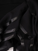 Sukienka damska 15041, czarna kreacja z modnymi rękawami.