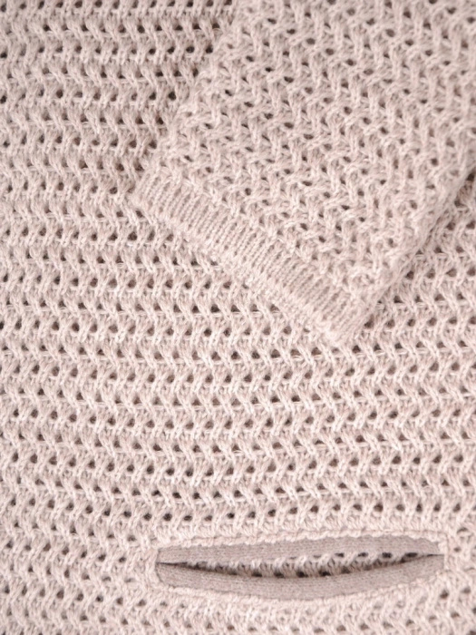 Beżowy sweter damski rozpinany na zamek – prosty krój z praktycznymi kieszeniami na jesień 38971