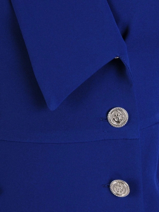 Elegancka sukienka kopertowa midi chabrowa – wysmuklający krój z asymetrycznym dołem 27886