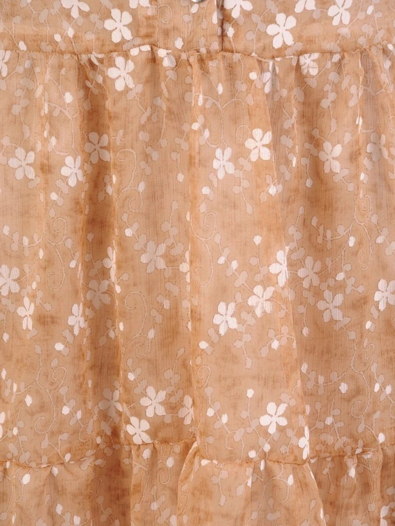 Elegancka sukienka trapezowa w kwiaty midi – tuszujący krój z wiązanym rękawem 26165