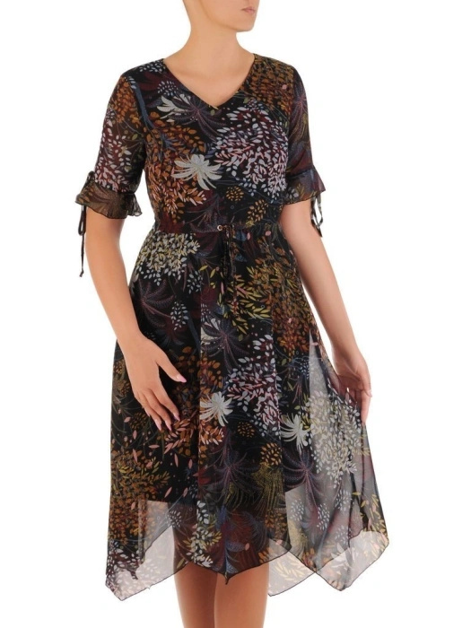 Elegancka czarna sukienka rozkloszowana midi w kwiaty – kobiecy fason z wiązaniem w pasie 26413