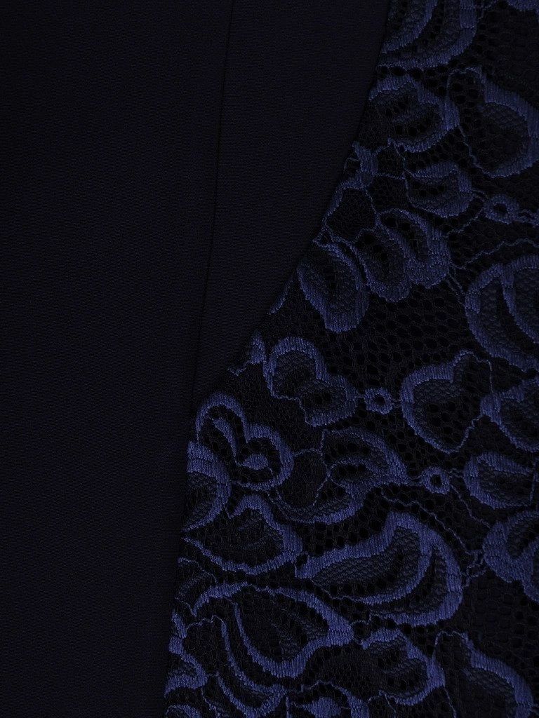 Elegancka sukienka wizytowa z koronką w kwiaty – kobiecy prosty krój na andrzejki i wesele 17610