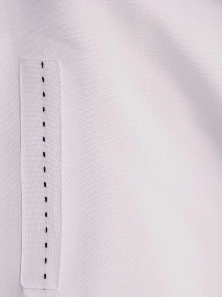 Biało-czarna wizytowa sukienka midi bez rękawów – prosty fason wyszczuplający z kieszeniami 2979
