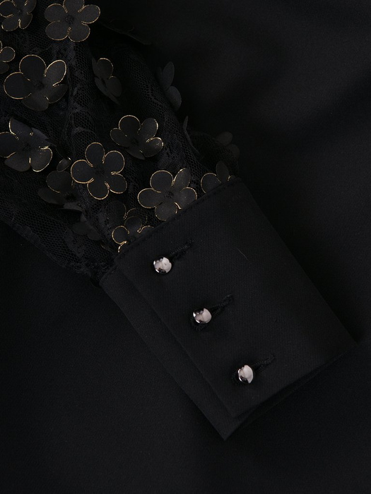 Sukienka damska 14333, czarna kreacja z koronkowymi rękawami.