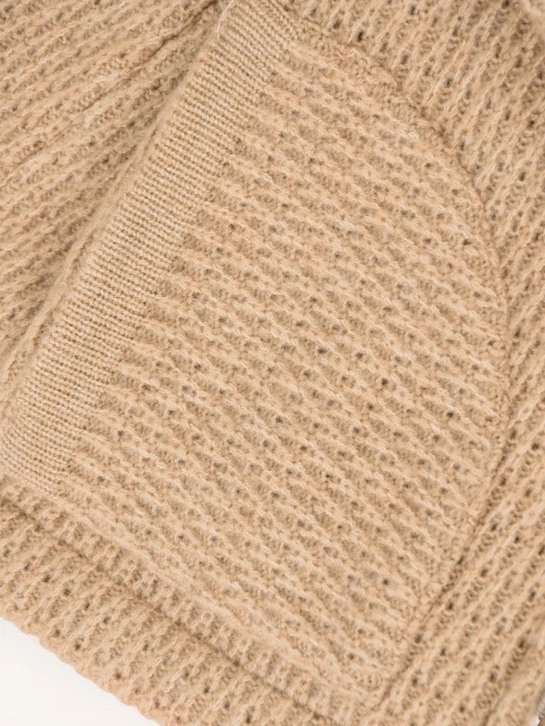 Elegancki sweter damski na suwak w odcieniu beżowym – prosty krój z kapturem i bufiastym rękawem 42177