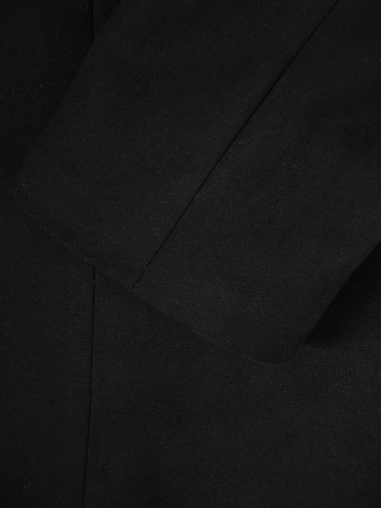Elegancka czarna kurtka jesienna o prostym fasonie – komfortowy model na suwak do miejskich stylizacji 38778