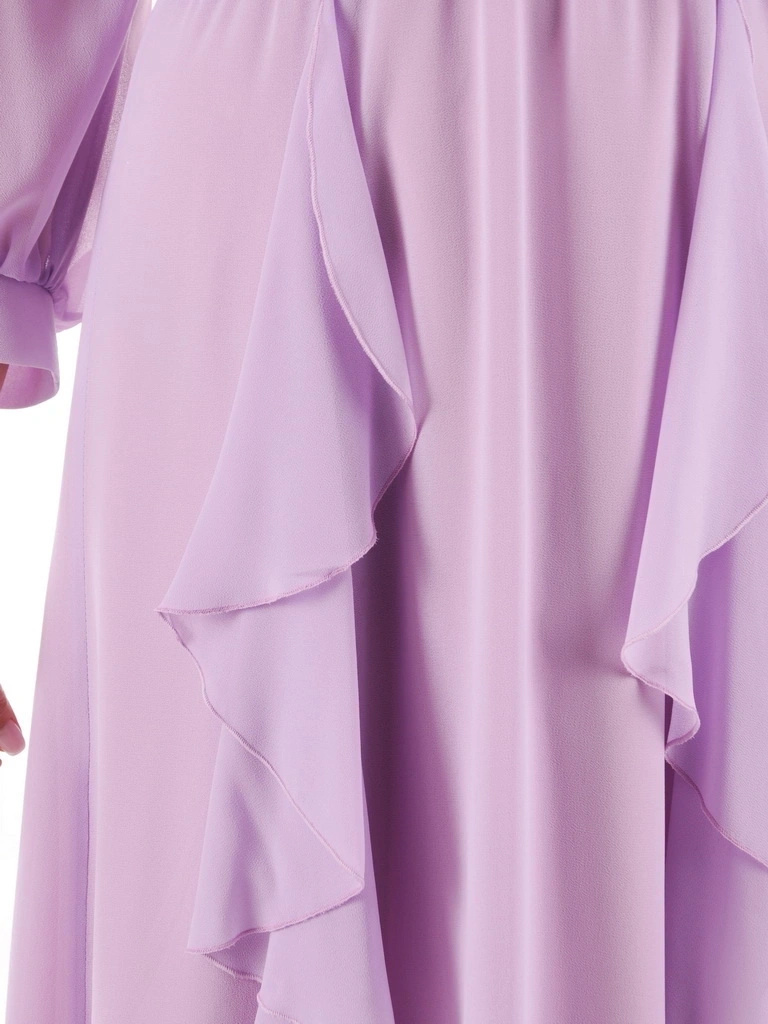 Elegancka sukienka rozkloszowana midi z falbanami liliowa – kobiecy krój tuszujący biodra 35366