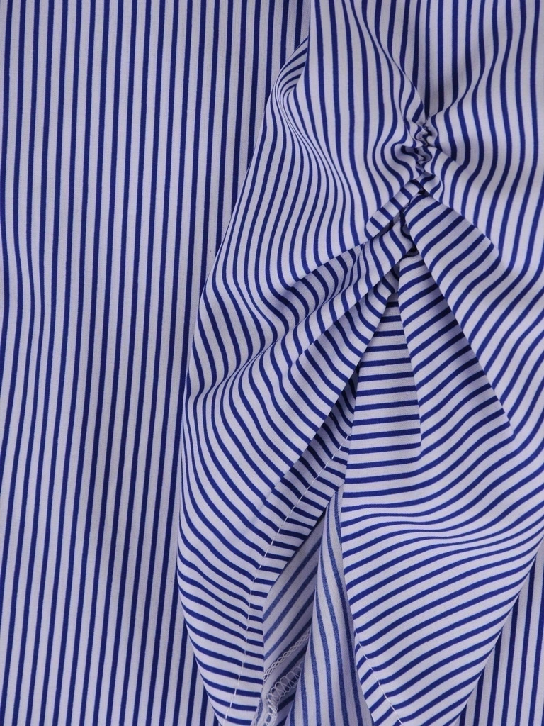 Elegancka bluzka wiskozowa w paski – swobodny fason trapezowy z dekoltem w serek 39694