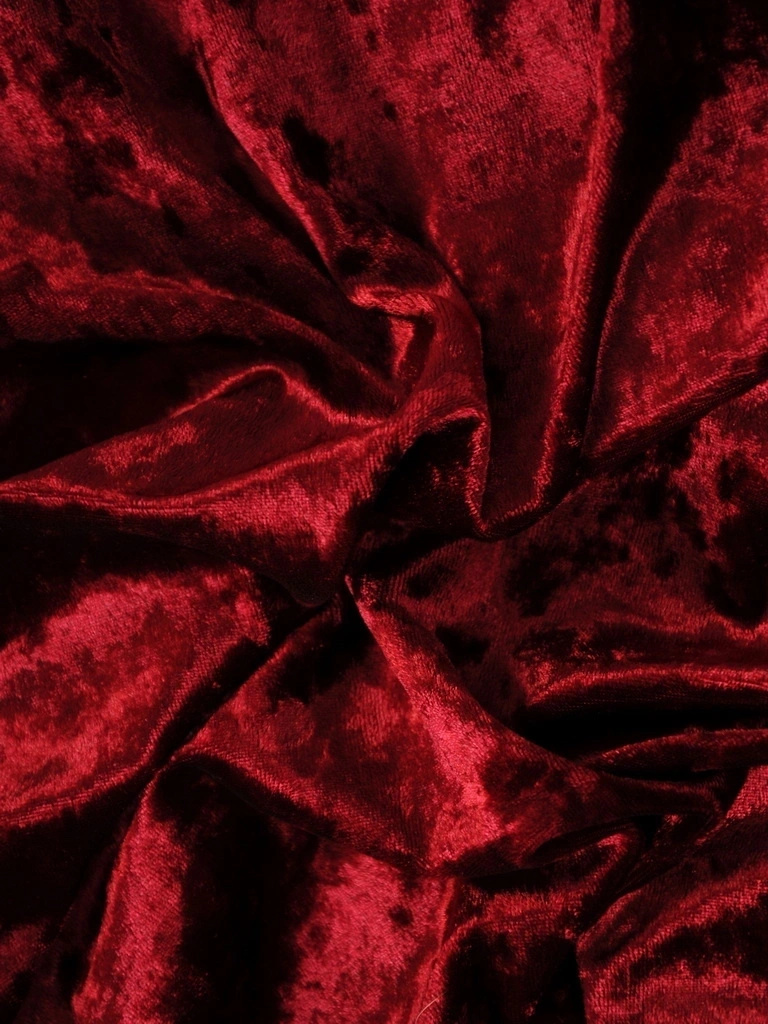 Elegancka sukienka trapezowa bordowa na andrzejki i święta – fason tuszujący biodra z rękawem 3/4 31531
