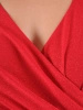 Czerwona sukienka wieczorowa na andrzejki i sylwestra z brokatem – wysmuklający kopertowy krój 37133