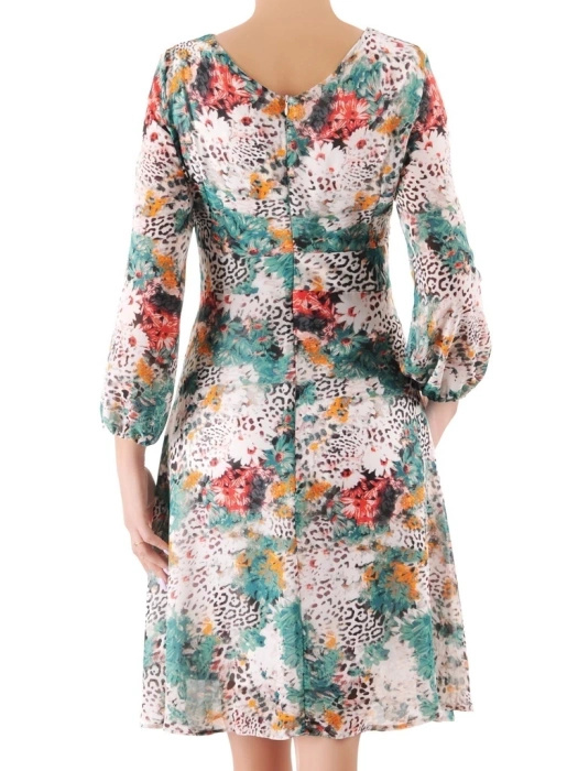 Elegancka sukienka rozkloszowana midi w kwiaty – marszczony dekolt i fason modelujący talię 38033