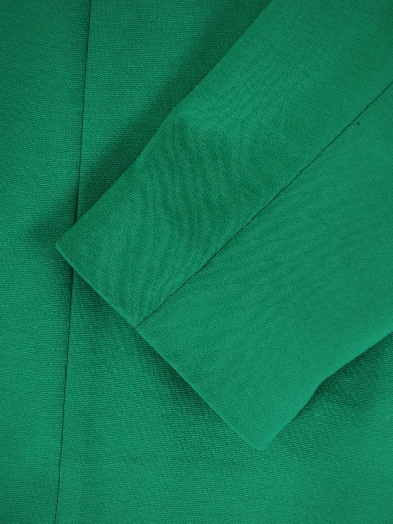Elegancki żakiet damski do sukienki w kolorze zielonym – prosty krój z kieszeniami na zamek 39403
