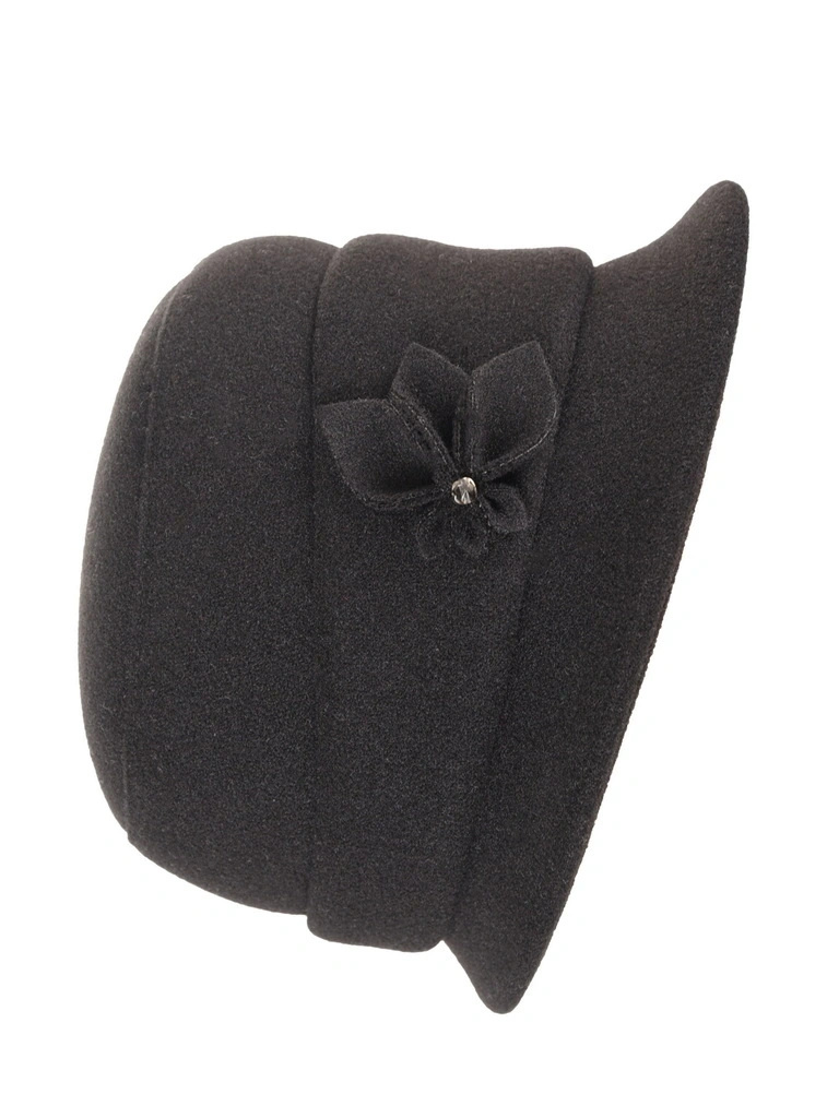 Elegancki czarny kapelusz zimowy damski cloche – ocieplany model z regulacją obwodu 42410