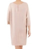 Elegancka beżowa sukienka tuba midi z kimono 3/4 – subtelnie połyskująca kreacja wizytowa z zapięciem na plecach 36097