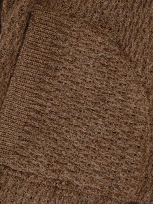 Elegancki sweter damski rozpinany beżowy – prosty fason z bufiastymi rękawami 42176