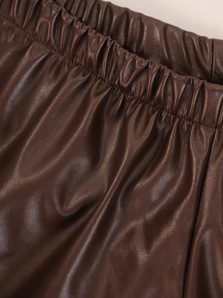 Modne czekoladowe spodnie legginsy damskie – elastyczny fason modelujący sylwetkę 27888
