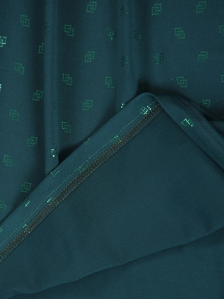 Elegancka bluzka wizytowa na andrzejki i święta butelkowa zieleń – luźny, tuszujący fason z połyskiem 40991