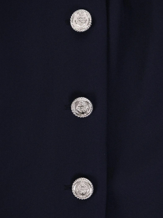 Elegancka sukienka kopertowa w kolorze granatowym – wysmuklające talię pionowe przeszycia 23239