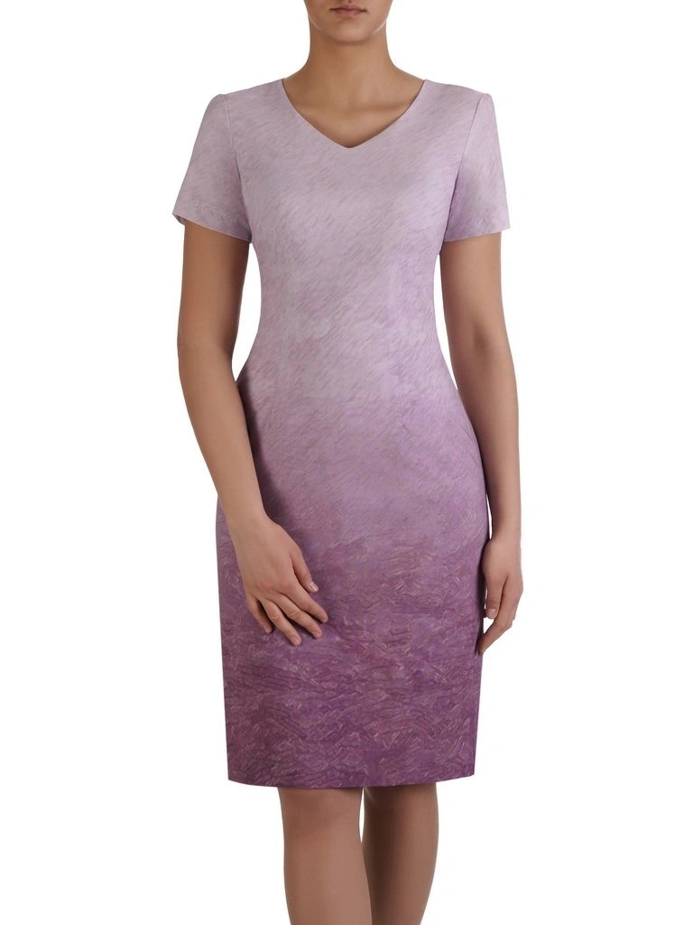 Fioletowa prosta sukienka letnia midi w ombre – wyszczuplające pionowe przeszycia 15395