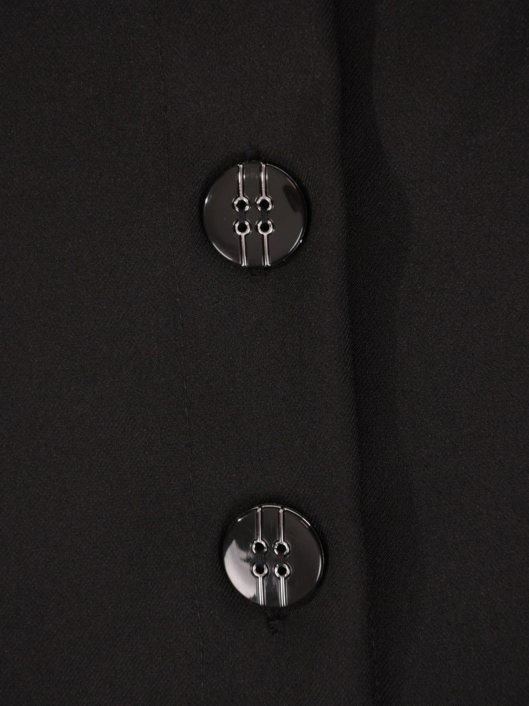 Elegancka czarna spódnica prosta do kolan – ozdobne guziki i fason wysmuklający sylwetkę 41605