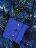 Chabrowa sukienka midi w wzory z narzutką – prosty fason maskujący niedoskonałości 36640