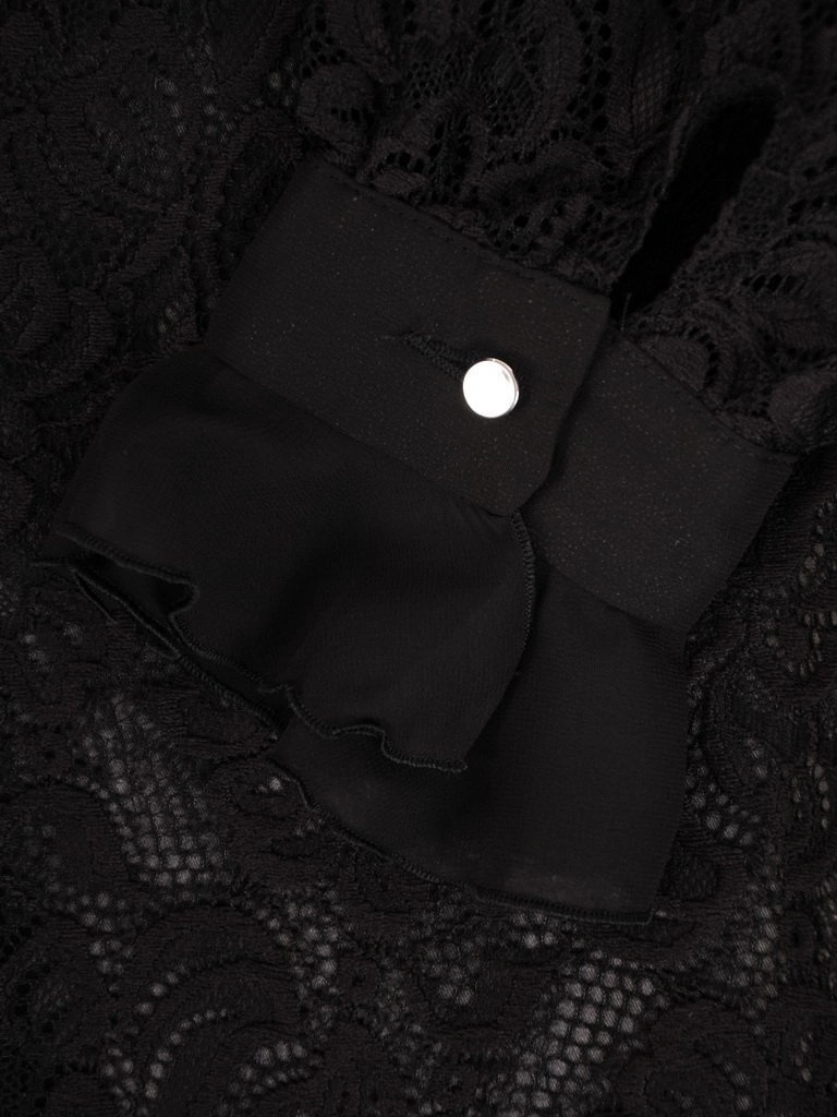 Elegancka czarna sukienka trapezowa midi w kwiaty – swobodny krój z ozdobnymi falbanami 27386