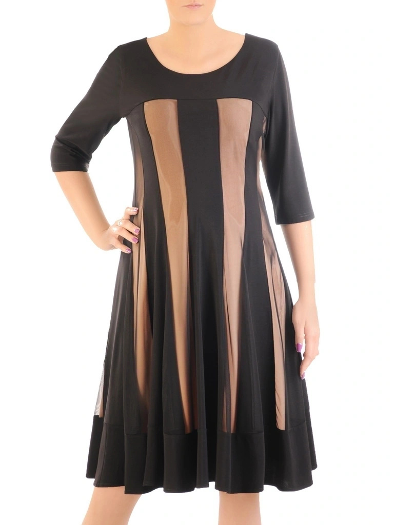 Elegancka czarna sukienka trapezowa na andrzejki – dwuwarstwowy fason midi wysmuklający sylwetkę 34546
