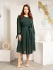 Butelkowa sukienka wieczorowa rozkloszowana na andrzejki midi – pasek podkreślający talię i modne rękawy 34430