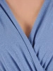 Błyszcząca sukienka midi w kolorze jeans – rozkloszowany fason wysmuklający sylwetkę 38206