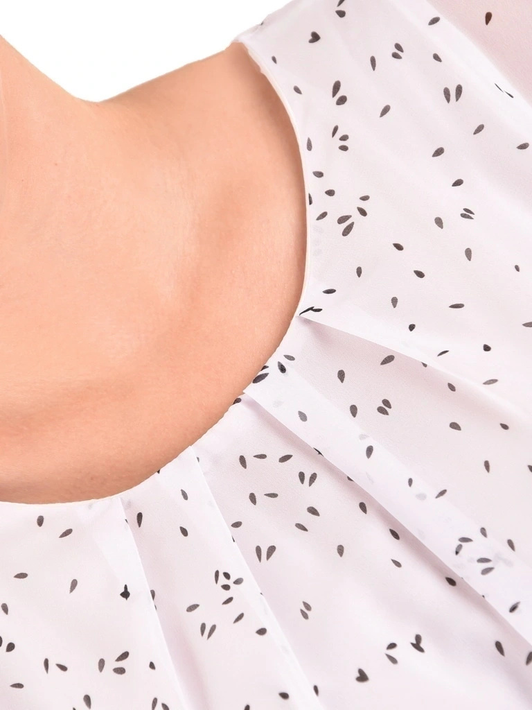 Elegancka bluzka plus size szyfonowa w delikatny wzór z rękawem kimono – z gumą w pasie, idealna na lato 42050