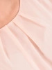 Pudrowa bluzka oversize z rękawami kimono – luźny fason zapewniający swobodę ruchów 42057