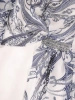 Elegancka prosta sukienka na wesele i przyjęcia granatowo-biała – szyfonowa warstwa z błyszczącym akcentem 39270