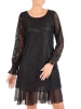 Elegancka czarna sukienka trapezowa midi w kwiaty – swobodny krój z ozdobnymi falbanami 27386