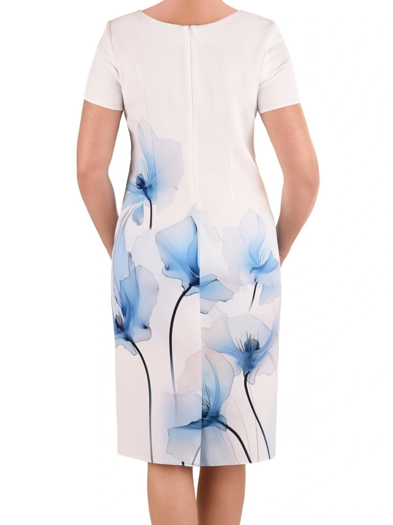 Letnia sukienka w chabrowe maki z krótkim rękawem – prosty fason delikatnie wysmuklający figurę 41496