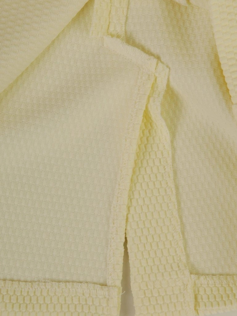 Żółta sukienka midi z dekoltem V – wysmuklające przeszycia ze srebrną akcentującą nitką 11702