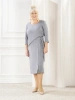 Elegancka szara sukienka midi z narzutką – prosty fason z ozdobną klamrą 36945