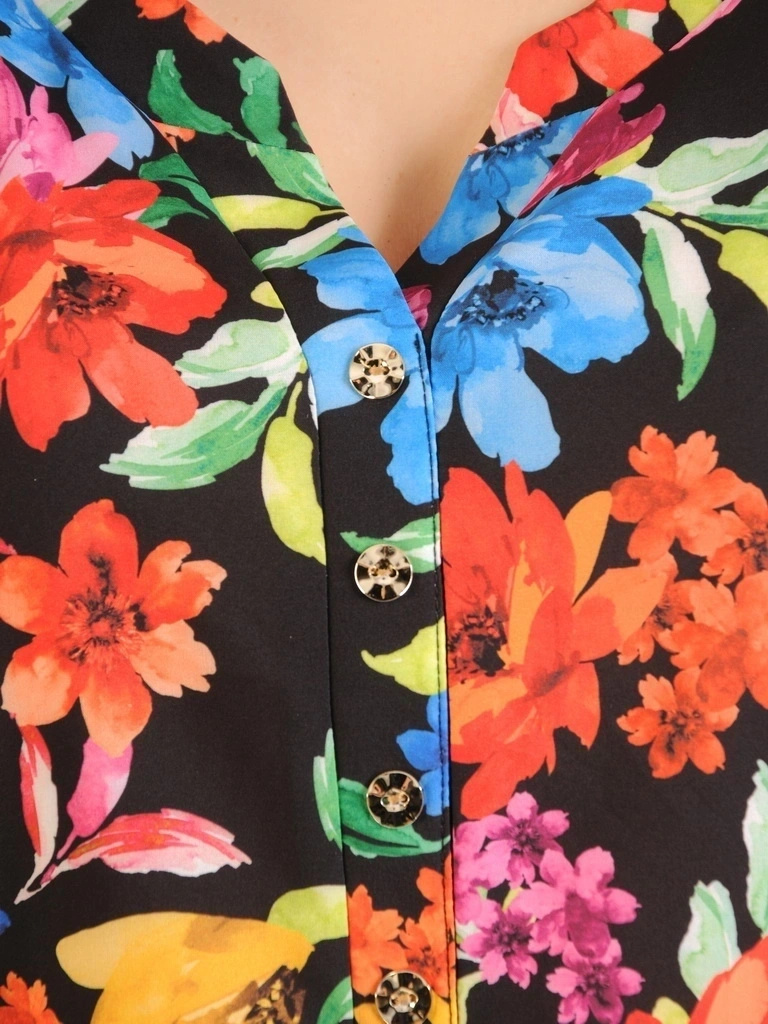 Kobieca tunika plus size w kwiecisty wzór z dekoltem V – fason z dłuższym tyłem, wysmuklający na co dzień 34762