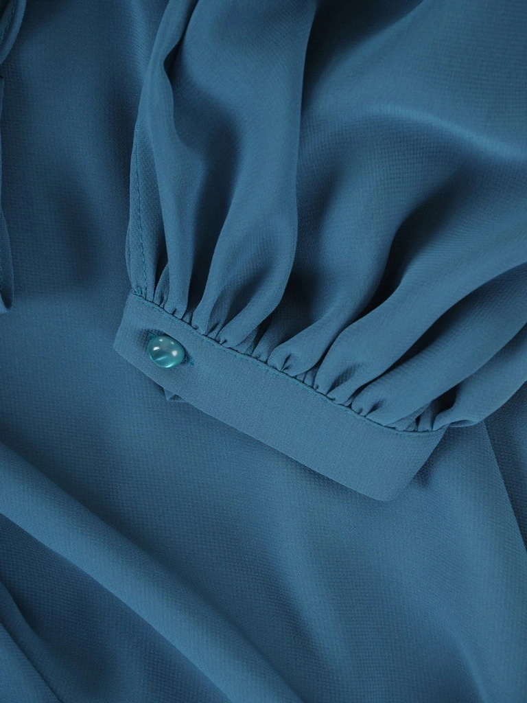 Morska sukienka wieczorowa maxi rozkloszowana – gumka w pasie modelująca talię i eleganckie wiązanie 37872