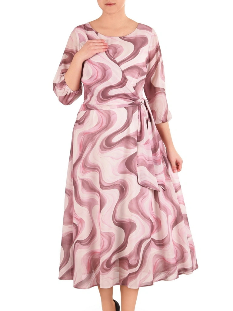 Elegancka wzorzysta sukienka maxi z rękawem 3/4 – rozkloszowany fason z wiązaniem zaznaczającym talię 41301