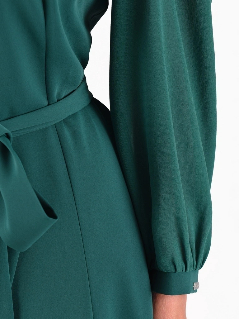 Rozkloszowana sukienka wizytowa maxi w odcieniu butelkowej zieleni – zwiewne rękawy modelujące sylwetkę 40455