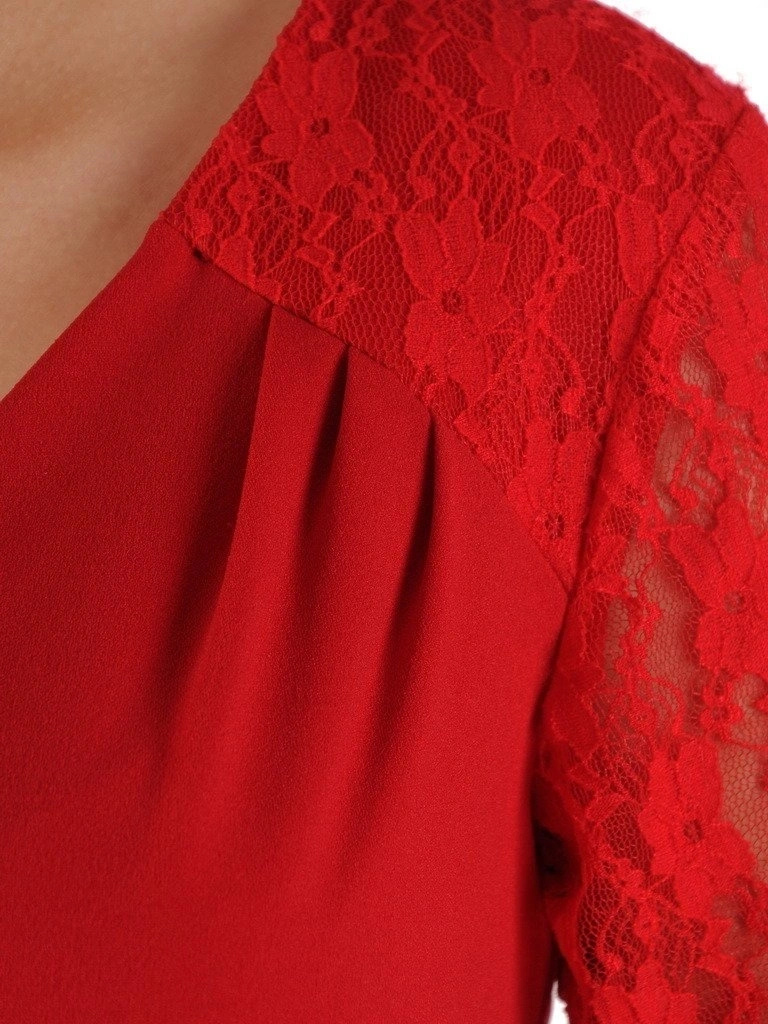 Czerwona sukienka wieczorowa midi o prostym kroju – wysmuklający kopertowy dekolt z koronką 20049