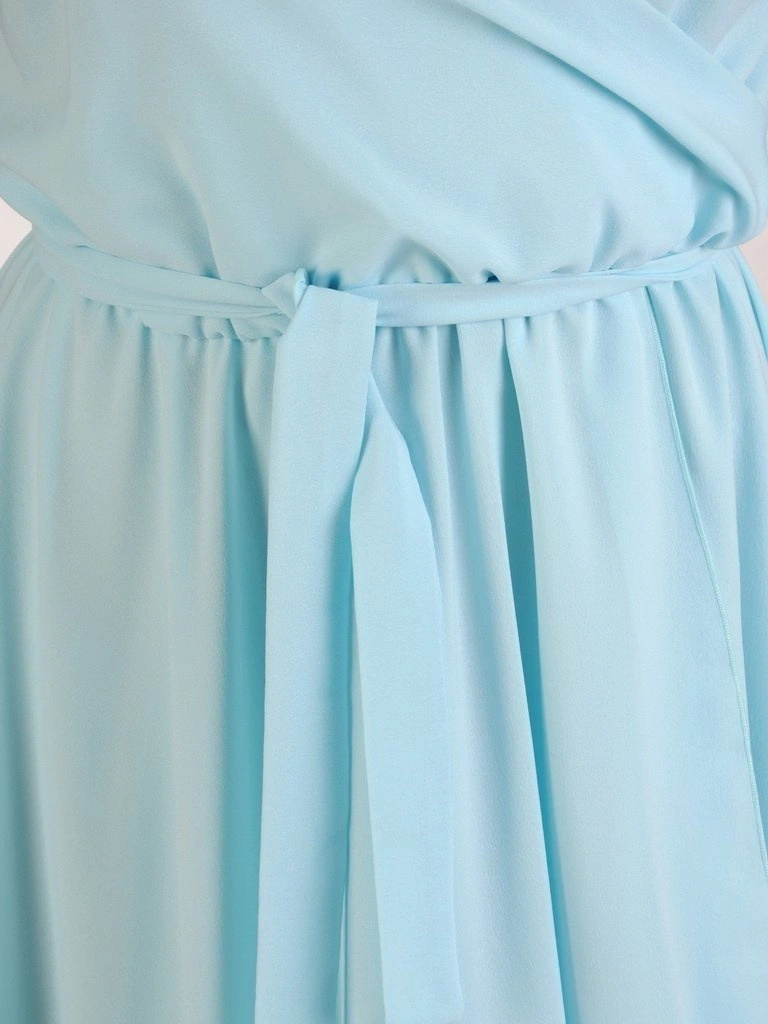Elegancka sukienka koktajlowa maxi miętowa – rozkloszowany fason podkreślający talię 30271