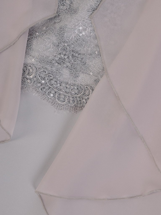 Sukienka na wesele, elegancka kreacja w wyszczuplającym fasonie 25544